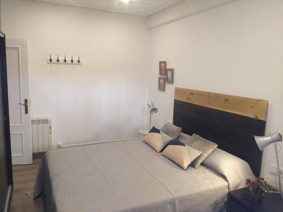Coqueto Apartamento Frente Al Guggenheim Bilbao Eksteriør bilde