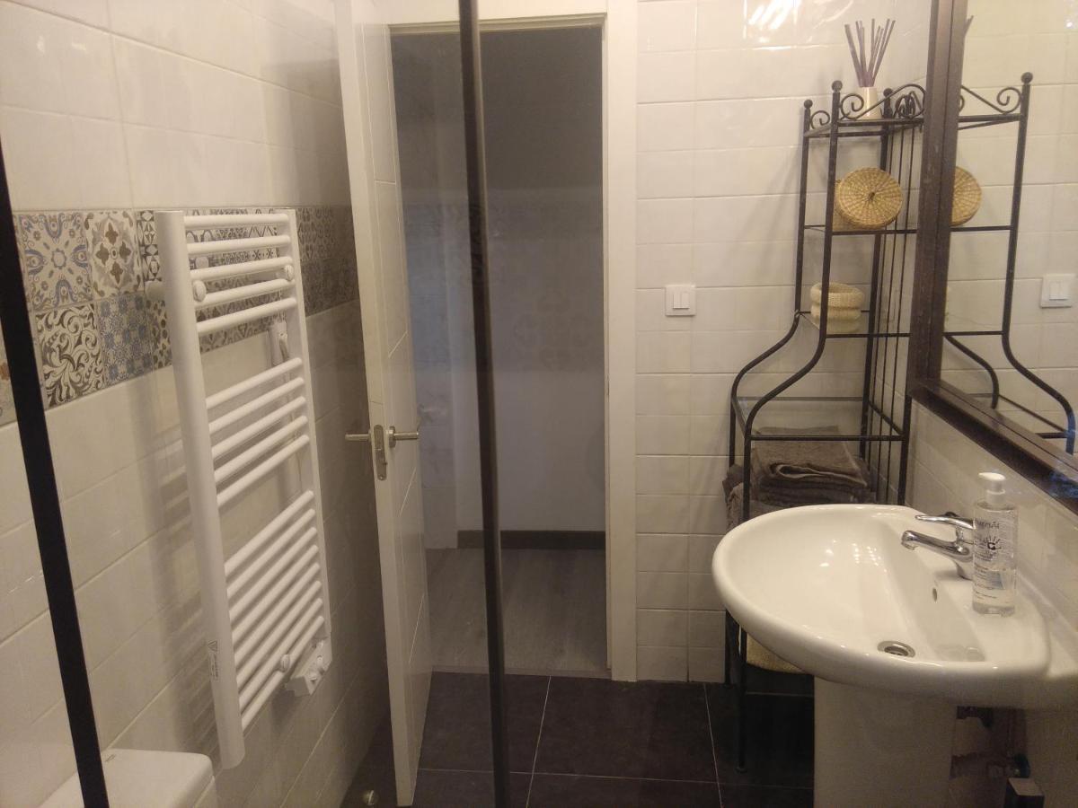 Coqueto Apartamento Frente Al Guggenheim Bilbao Eksteriør bilde